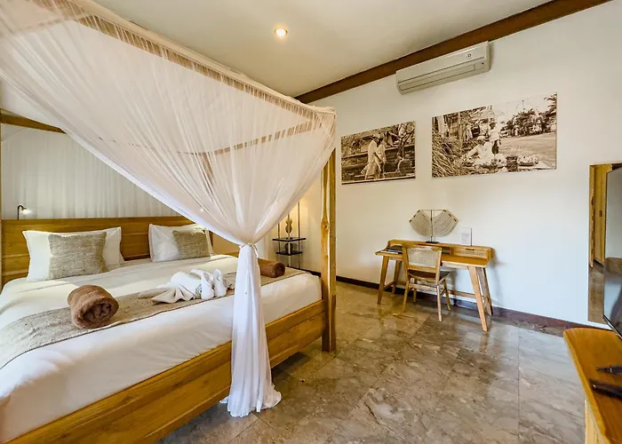 Blubambu 4*